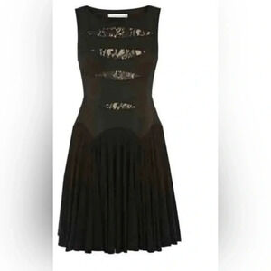 Karen Millen NWT size 4 black lace skater lined dress
